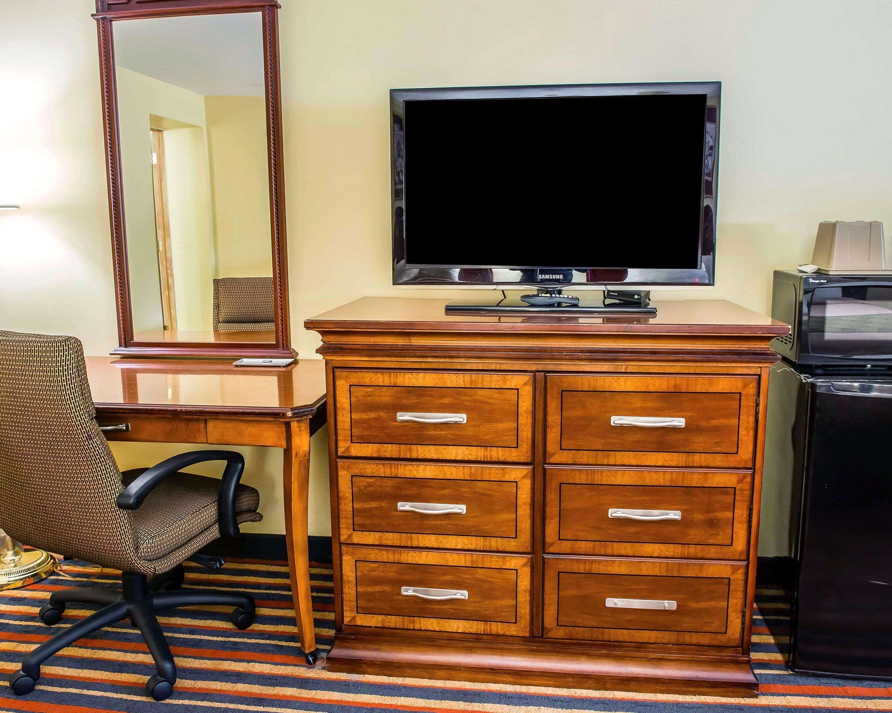 Econo Lodge Jefferson Hills Hwy 51 Clairton Екстер'єр фото