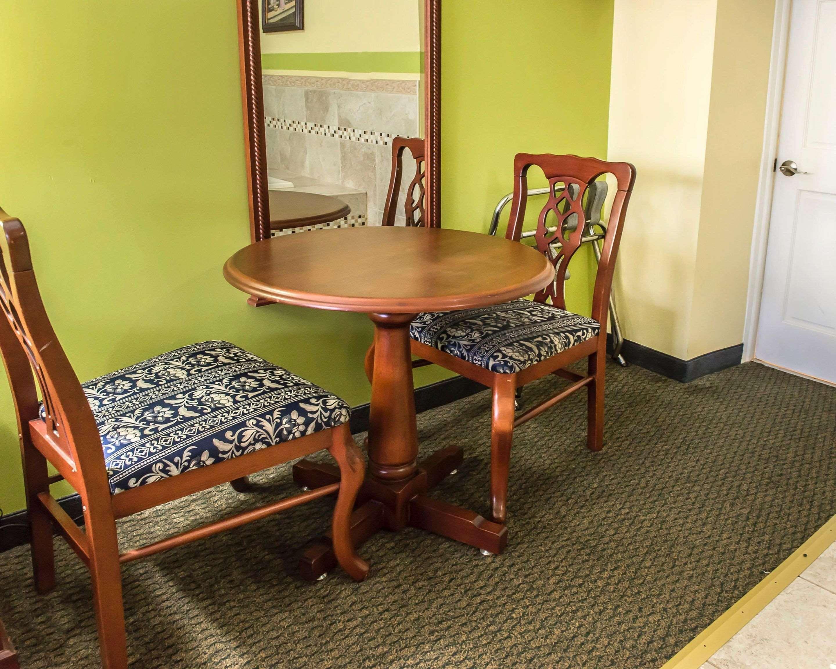 Econo Lodge Jefferson Hills Hwy 51 Clairton Екстер'єр фото