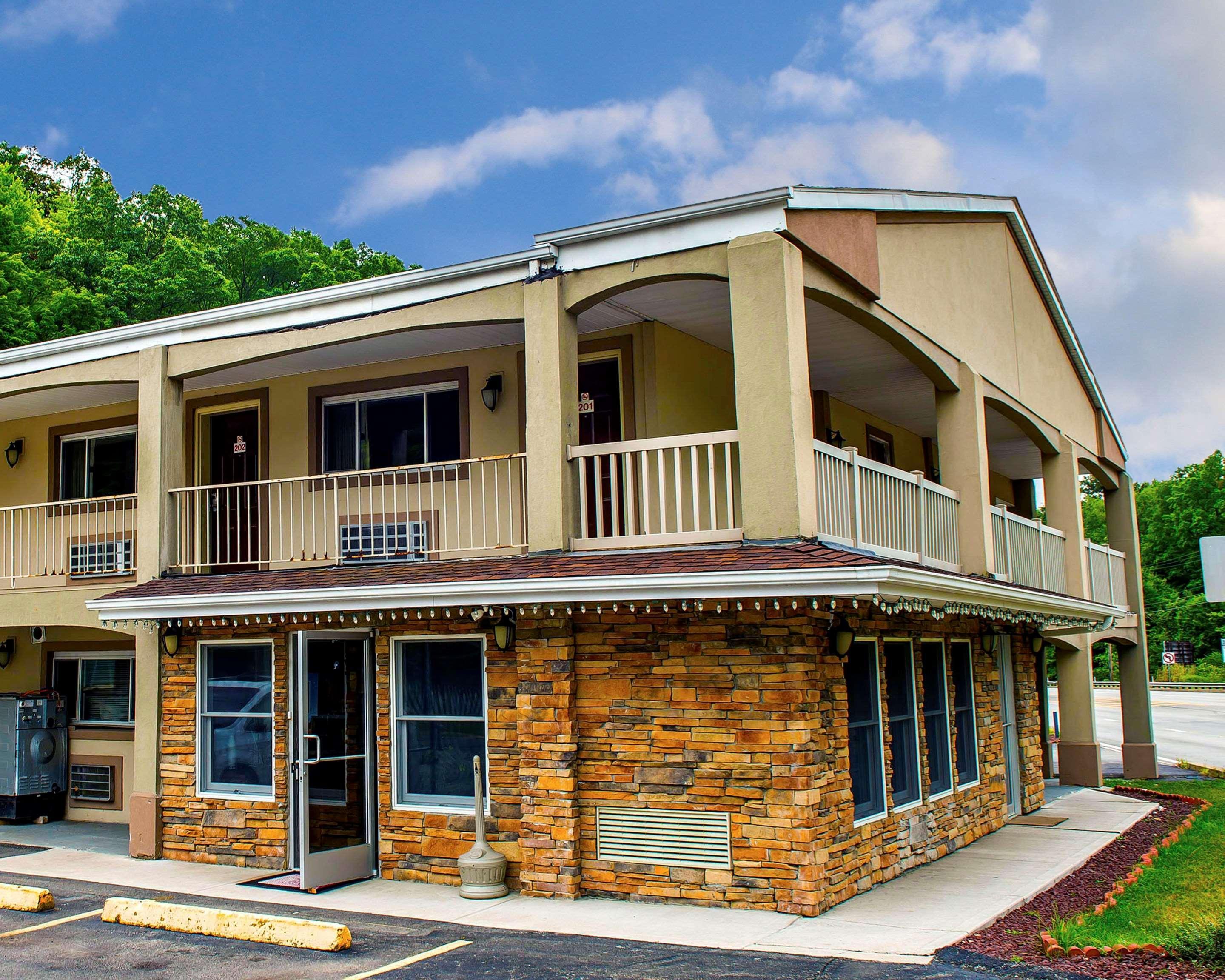 Econo Lodge Jefferson Hills Hwy 51 Clairton Екстер'єр фото