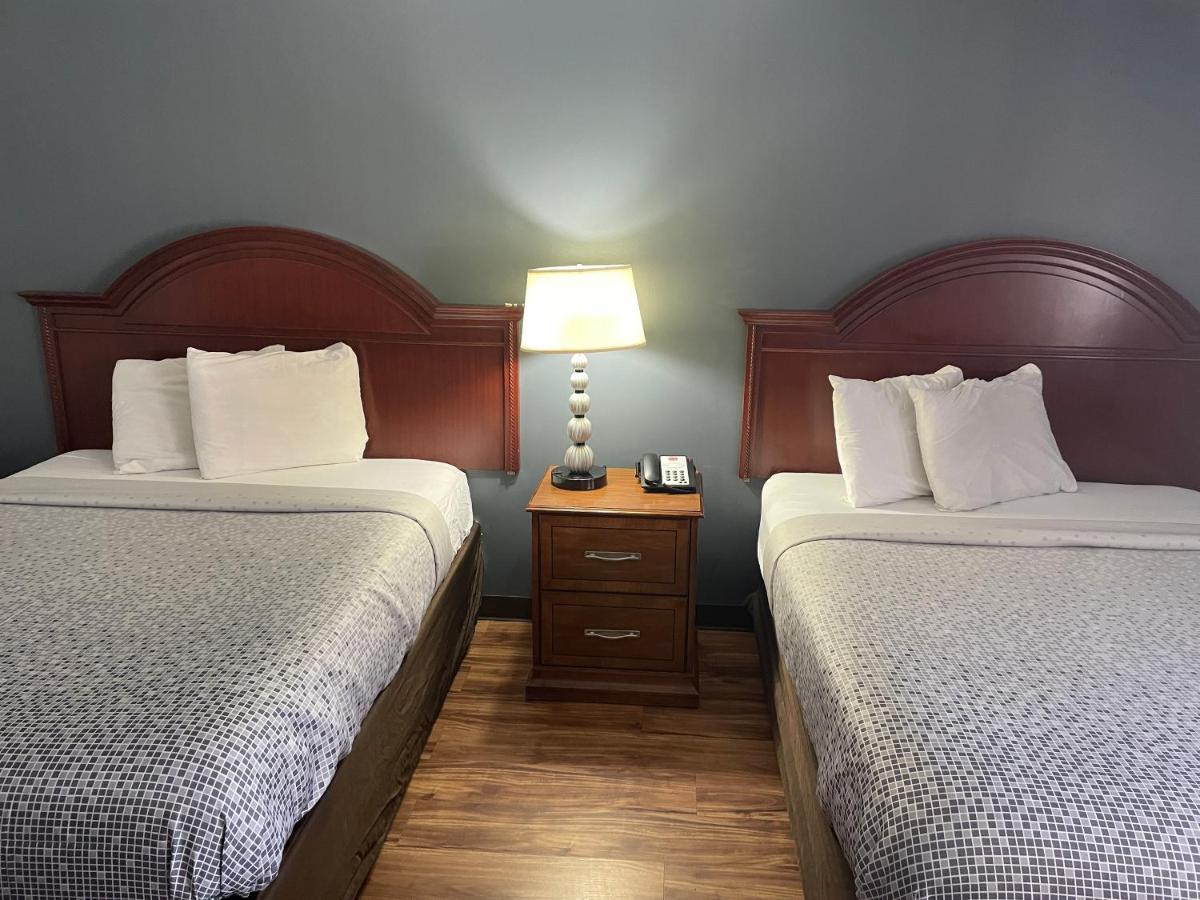 Econo Lodge Jefferson Hills Hwy 51 Clairton Екстер'єр фото